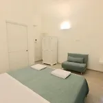 Bed and breakfast Central Savona Savona