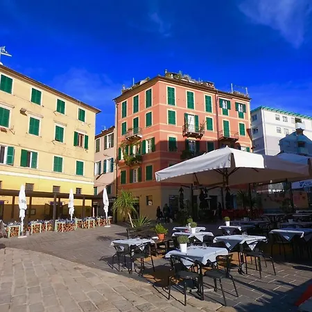 Central Savona Bed and Breakfast 3*