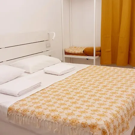 Central Savona 住宿加早餐酒店 3*