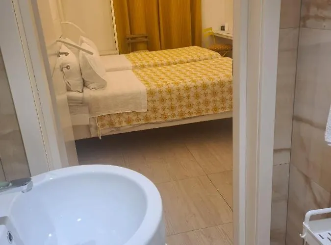 Central Savona B&B