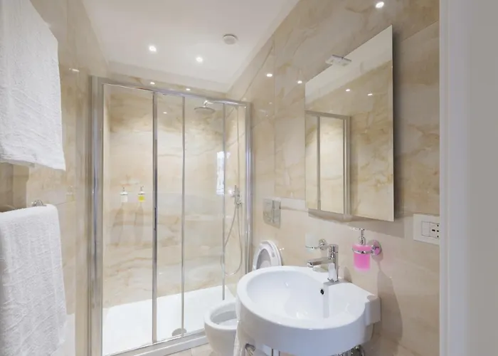 Central Savona B&B 3*