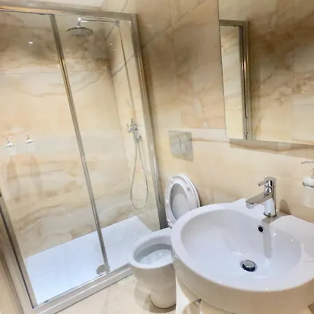 Central Savona 3*
