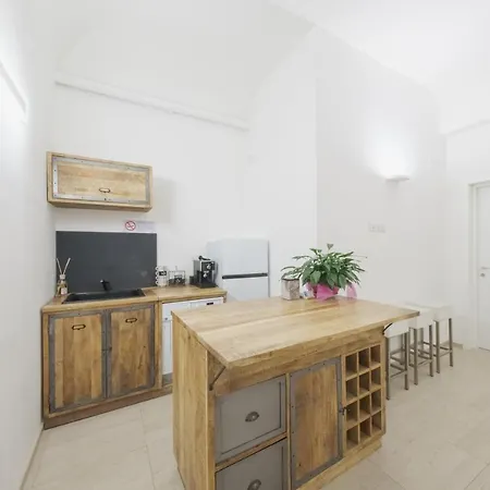 Central Savona 3*