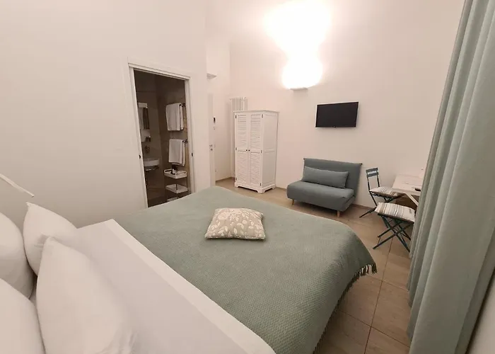 Central Savona 3*