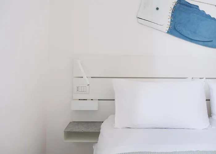 Central Savona Bed & Breakfast 3*